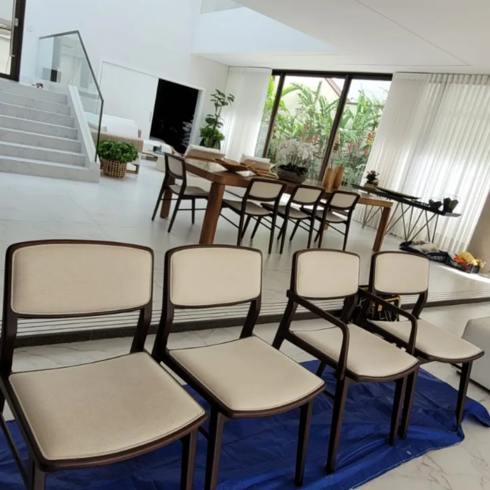Limpeza de cadeiras e poltronas em Balneário Camboriú